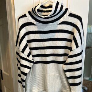 A New Day Size M Black/White Stripped Sweater